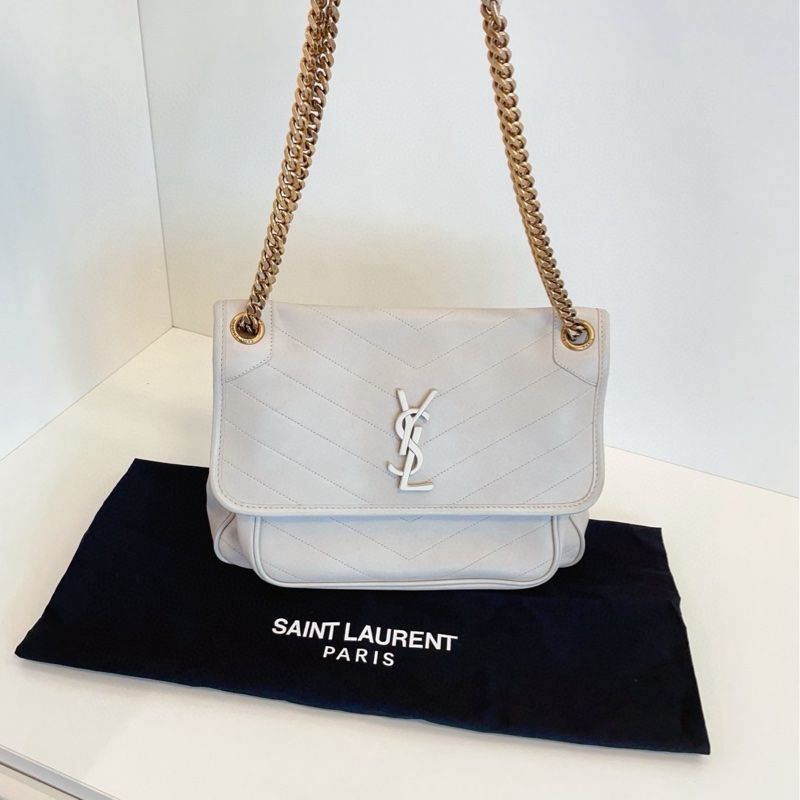 【98新🆕】YSL 白色V紋 Niki Bag中號 單肩包-3