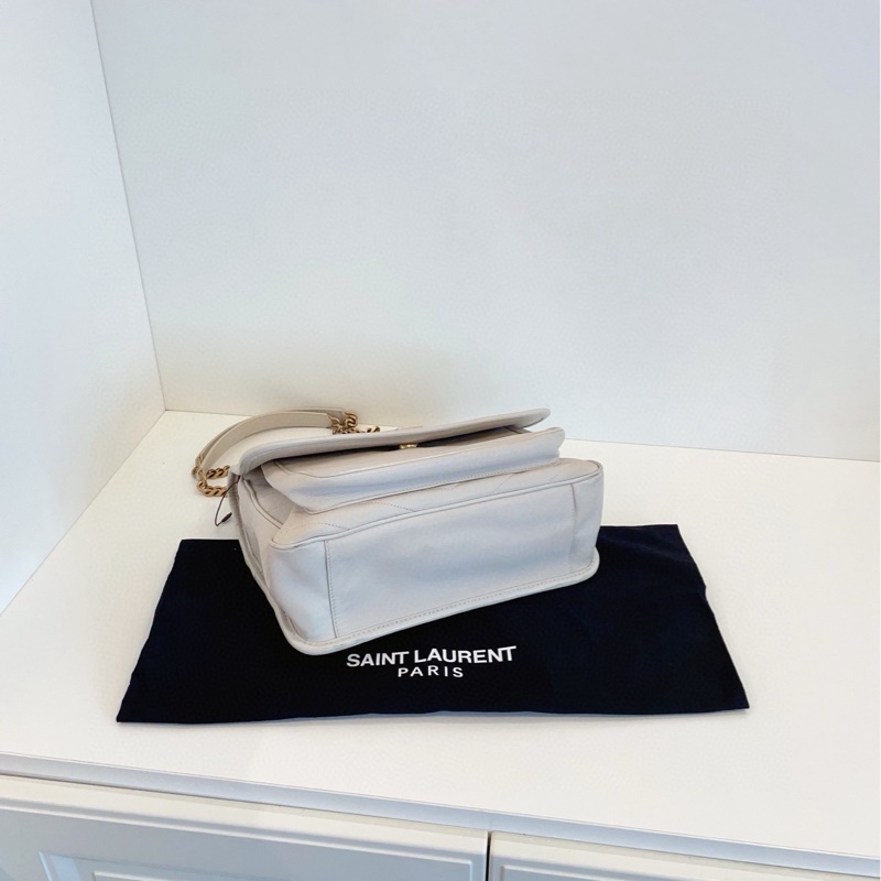 【98新🆕】YSL 白色V紋 Niki Bag中號 單肩包-5