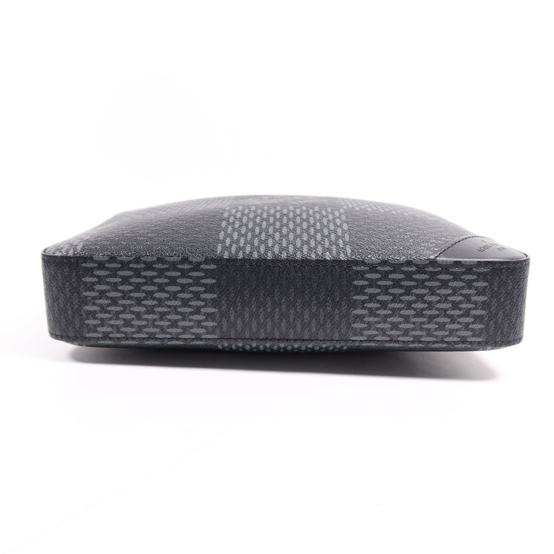 LOUIS VUITTON Damier Graphite Trio Messenger銀扣肩背袋-3