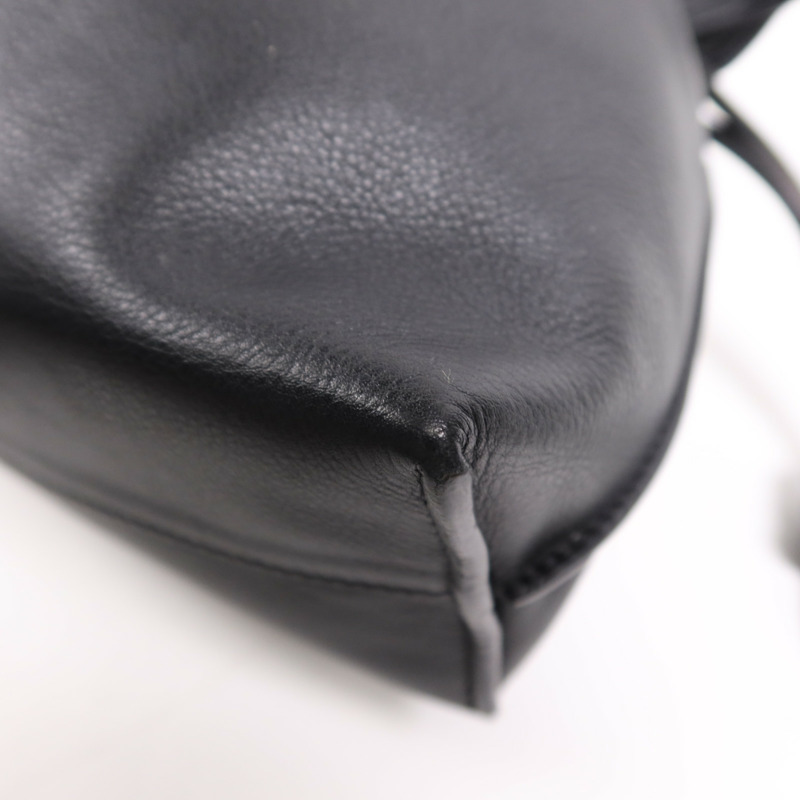 LOEWE 牛皮皮革Flamenco Medium金扣肩背袋-6