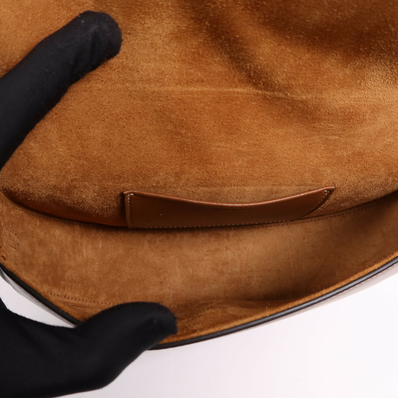 CELINE 牛皮皮革Besace Cuir金扣肩背袋-4