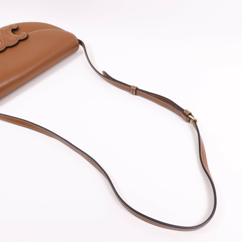 CELINE 牛皮皮革Besace Cuir金扣肩背袋-6