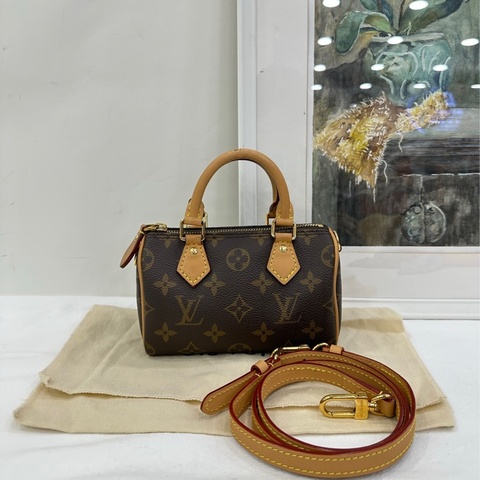 Lv nano speedy 斜背小包 24年 手柄有使用痕跡
