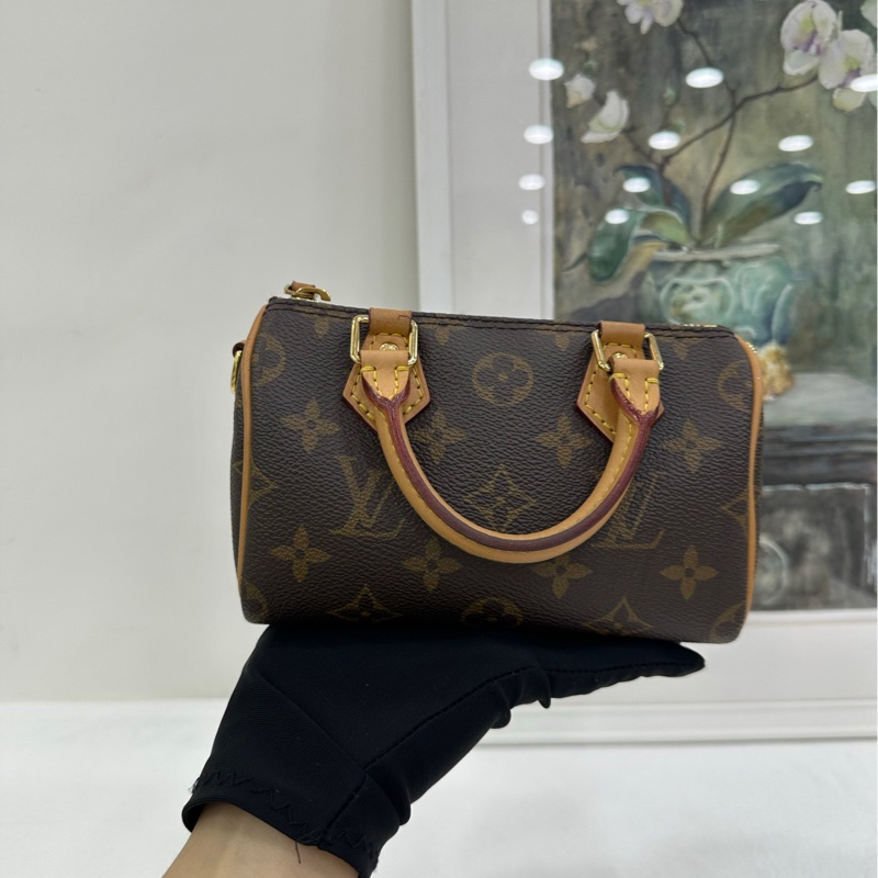 Lv nano speedy 斜背小包 24年 手柄有使用痕跡-6