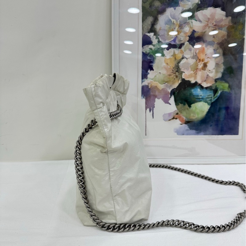 Balenciaga巴黎世家 CRUSH白色垃圾袋 雙鏈 霧面小牛皮 手提斜挎單肩包-3