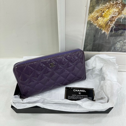 Chanel 漆皮對折長皮夾 22開