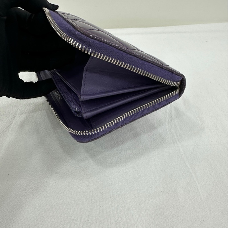 Chanel 漆皮對折長皮夾 22開-6