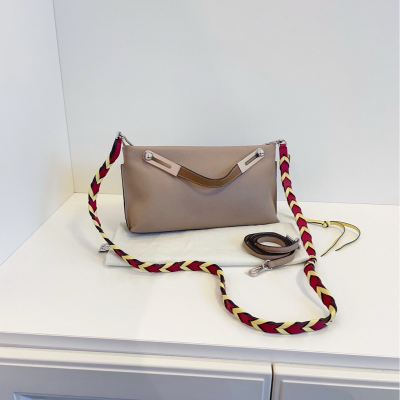 【98新🆕】Loewe missy bag 大象灰牛皮 小號 斜挎包 單肩包-1