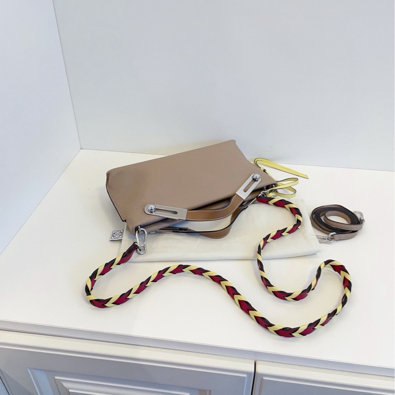 【98新🆕】Loewe missy bag 大象灰牛皮 小號 斜挎包 單肩包-4