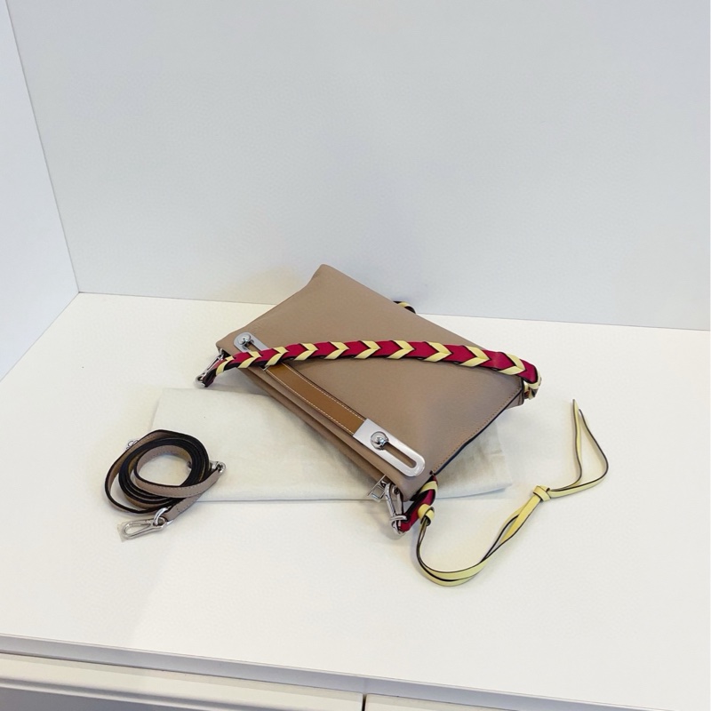 【98新🆕】Loewe missy bag 大象灰牛皮 小號 斜挎包 單肩包-5