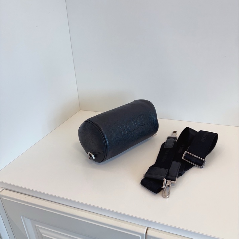 【98新🆕】Dior 黑色荔枝皮浮雕大logo Roller圓筒包 斜挎包 單肩包-5