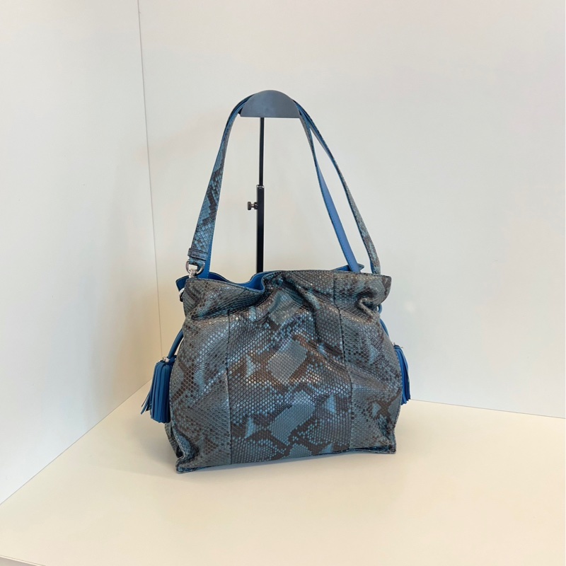 【98新🆕】Loewe稀有大限量🐍藍色蛇紋Flamenco福袋包 中號 單肩包-0