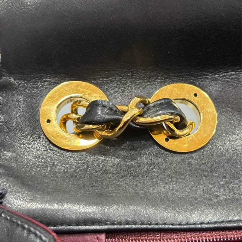 CHANEL 老香 黑色 羊皮 金鍊 MAXI COCO 33 MAXI 單蓋 肩背包 斜背包 兩用包 側背包 經典藏品-54
