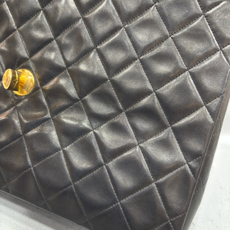 CHANEL 老香 黑色 羊皮 金鍊 MAXI COCO 33 MAXI 單蓋 肩背包 斜背包 兩用包 側背包 經典藏品-65