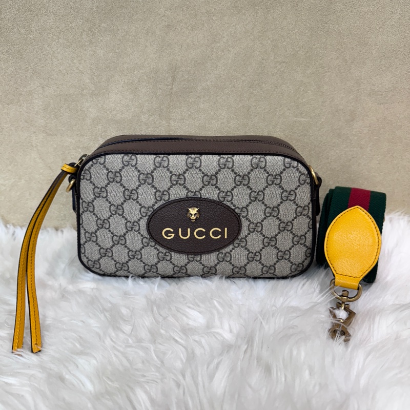 Gucci  PVC咖牛皮虎頭相機包-0