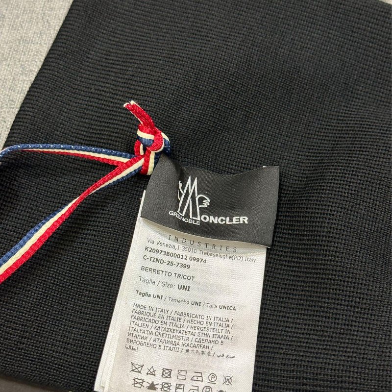 💎Han's house精品服飾💎moncler 滑雪系列 毛帽 帽子 義大利製 現貨 黑 原價9300-5