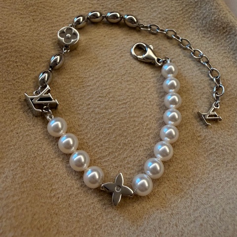 LV Louis Vuitton 男生/女生 中性Pearls Fusion 珍珠手鏈