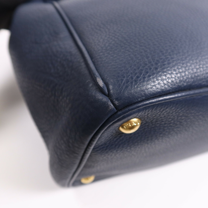 PRADA 牛皮皮革Shoulder Bag金扣肩背袋-8