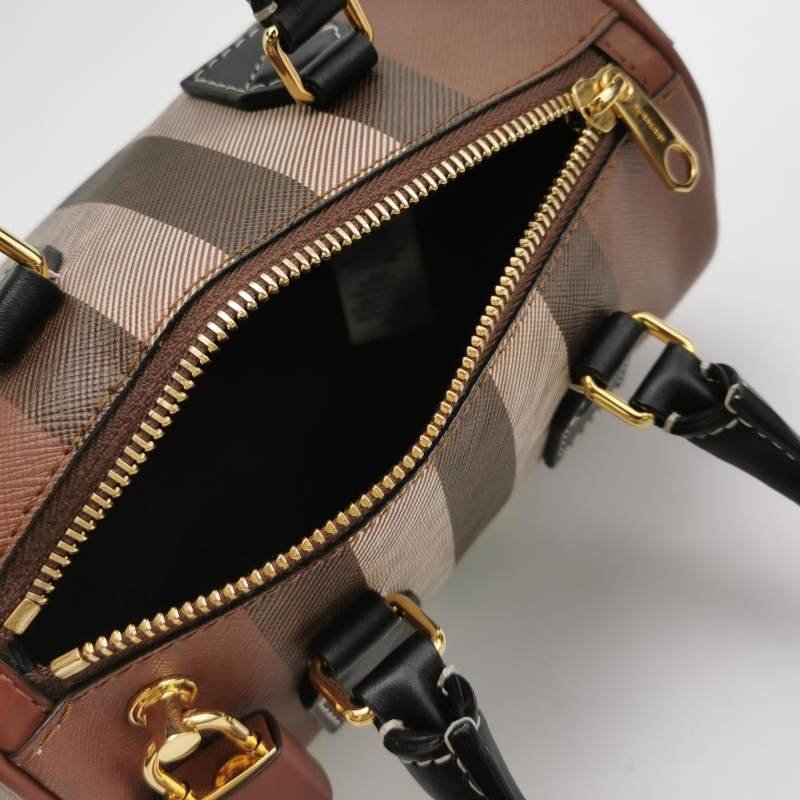 Burberry 迷你牛皮拼色格纹斜挎包单肩包-6