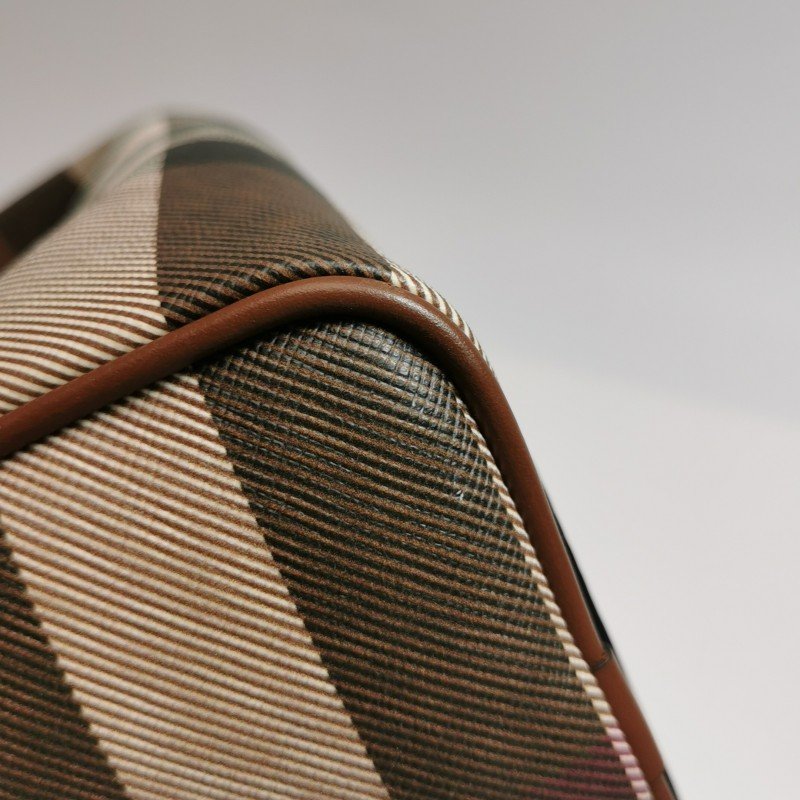 Burberry 迷你牛皮拼色格纹斜挎包单肩包-17