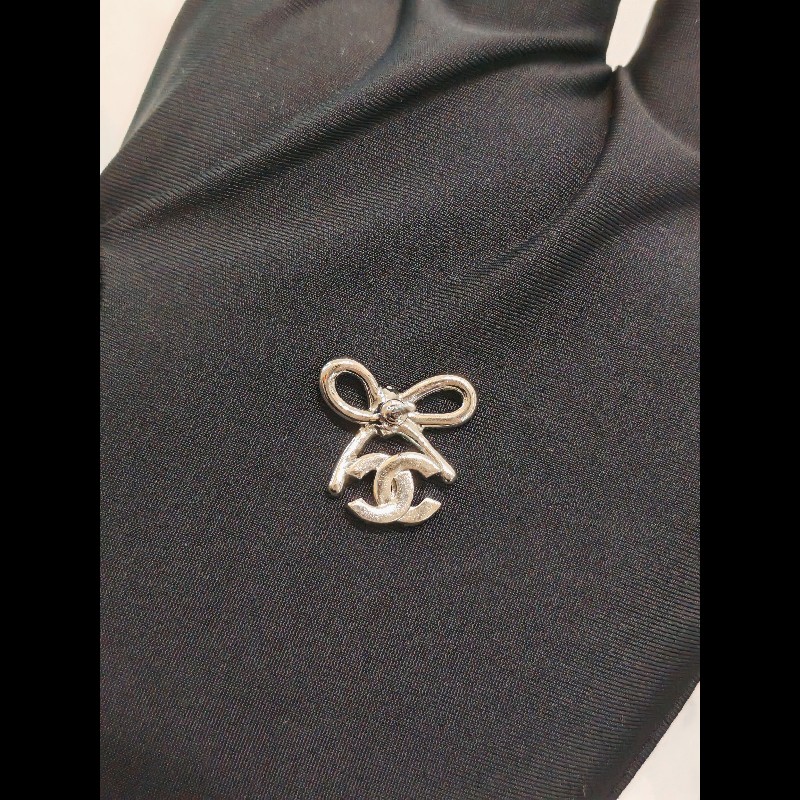 Chanel 25k earrings-5