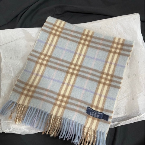 【近新閒置❤️】 Burberry 嬰兒藍羊絨圍巾