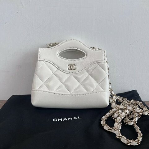 CHANEL 3lbagnanomini皮穿鏈手提肩背斜背鏈條包13.5*12*6 99新配件塵袋