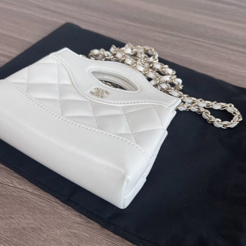 CHANEL 3lbagnanomini皮穿鏈手提肩背斜背鏈條包13.5*12*6 99新配件塵袋-1