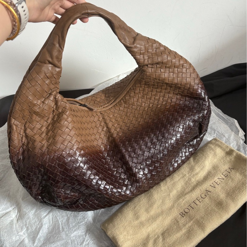 【近新閒置❤️】 bv 棕色漆皮拼接中號和尚包單肩包-2