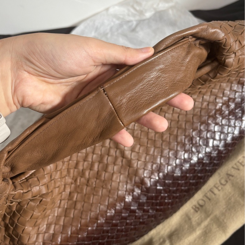 【近新閒置❤️】 bv 棕色漆皮拼接中號和尚包單肩包-5