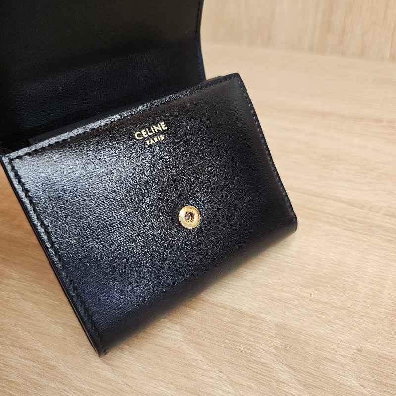 [甜價出清❣️] Celine黑牛皮凱旋門Triomphe金釦短夾-17