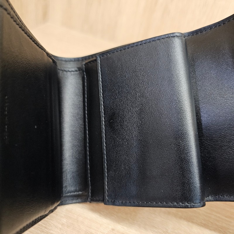 [甜價出清❣️] Celine黑牛皮凱旋門Triomphe金釦短夾-19