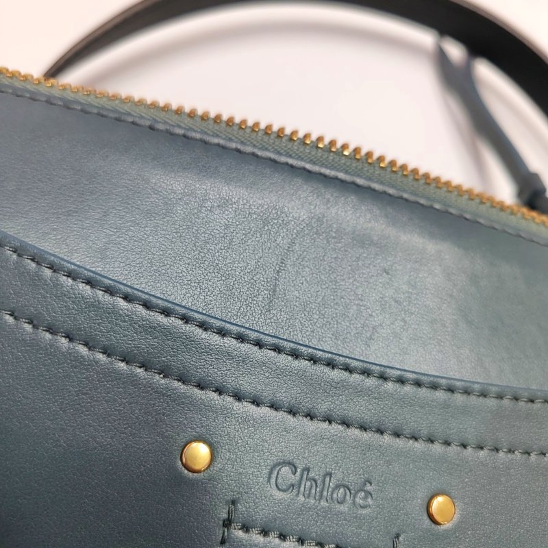 Chloé Roy 藍色牛皮鉚釘單肩包斜挎包 金色五金 2條可拆卸肩帶-7