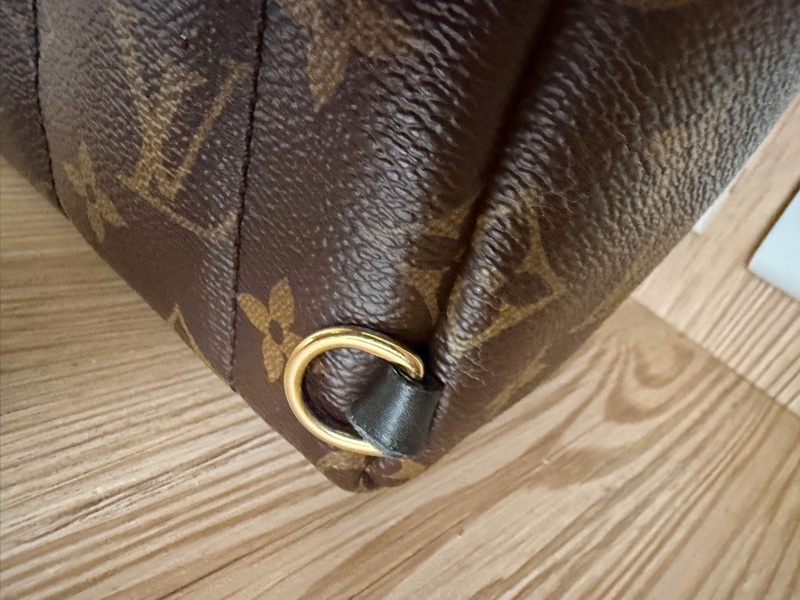 Lv舊款小書包🎒-24