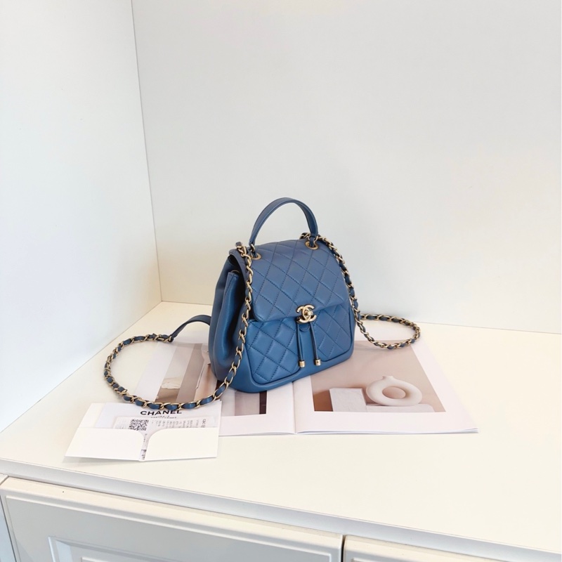 【全新帶膜🆕24年帶票】Chanel  23k 霧霾藍金扣小書包 鏈條雙肩包-2