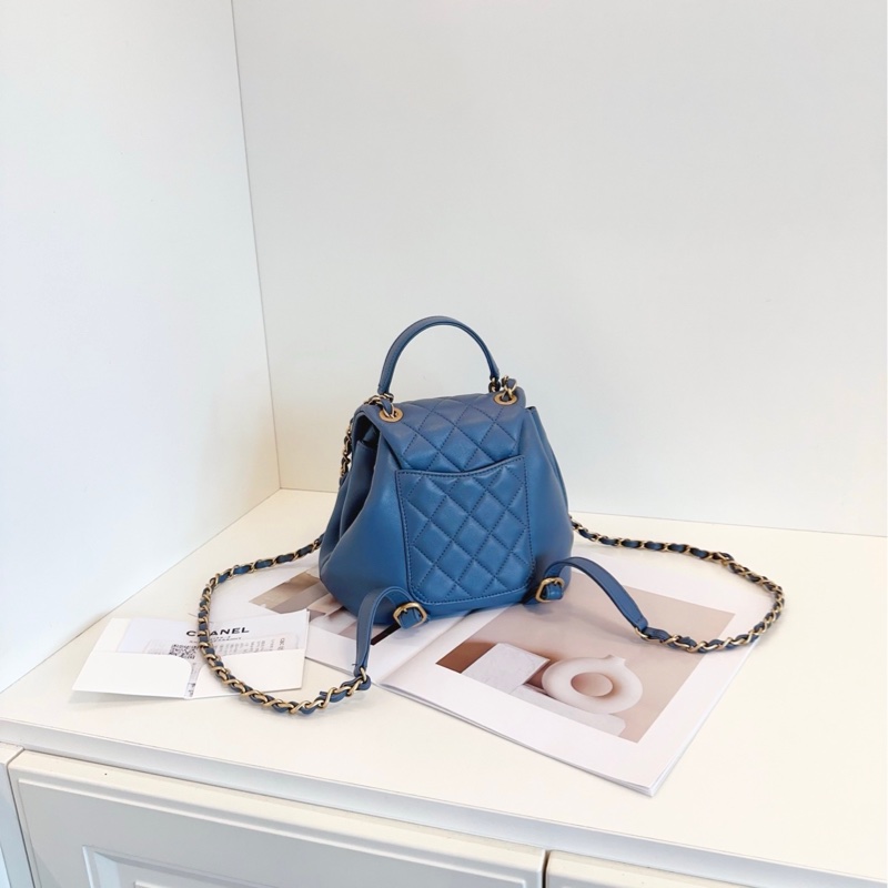 【全新帶膜🆕24年帶票】Chanel  23k 霧霾藍金扣小書包 鏈條雙肩包-4