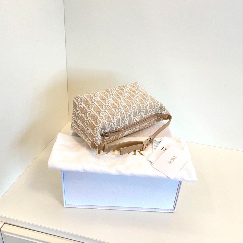 【全新全套🆕】Dior Travel Nomad 奶茶色帆布刺繡飯盒包 中號 手提包-5