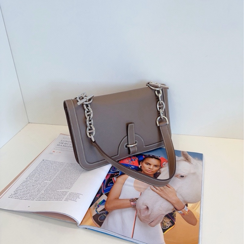 【保存品99新🆕】Hermes Sac Chaine D’Ancre稀有小眾✨豬鼻子鏈條腋下信封包 保值皮色大象灰銀扣手提包 斜挎包 單肩包-1