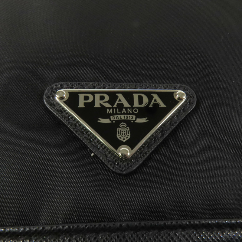 PRADA 尼龍Re-Nylon銀扣肩背袋-7