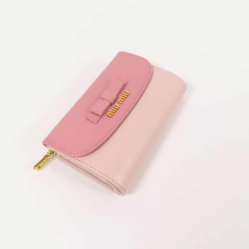 Miu Miu 牛皮皮革Trifold Wallet金扣錢包-4