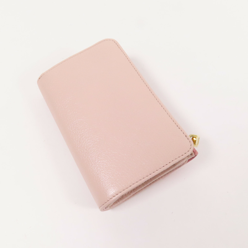 Miu Miu 牛皮皮革Trifold Wallet金扣錢包-5