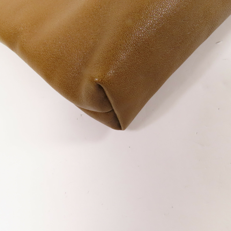 Longchamp 牛皮皮革Pouch手拿包-13