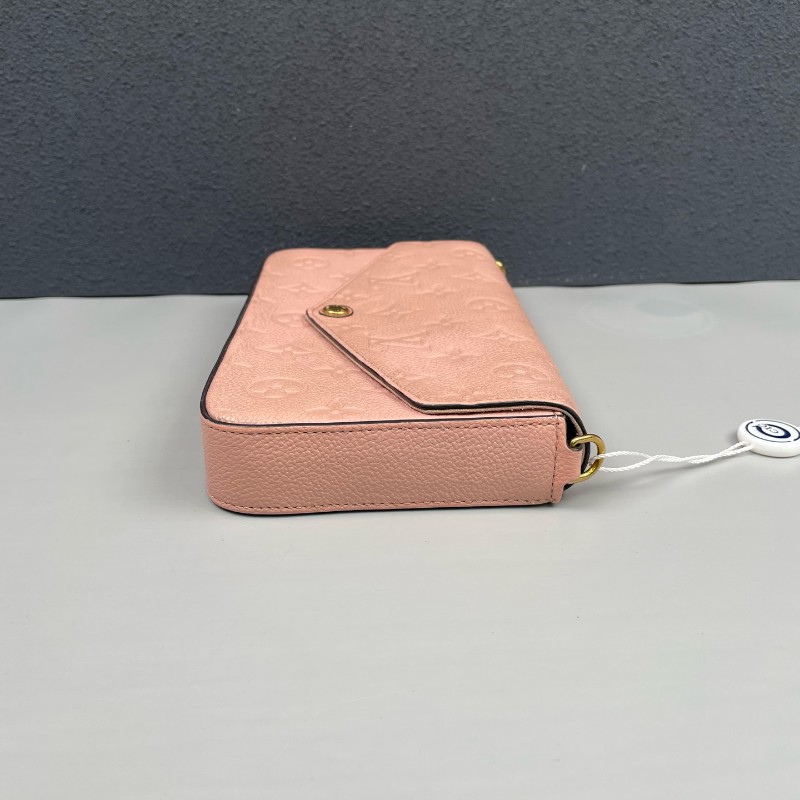 LV路易威登 粉色全皮壓花三合一鏈條包-3