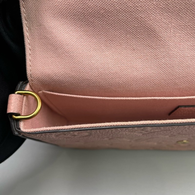 LV路易威登 粉色全皮壓花三合一鏈條包-20