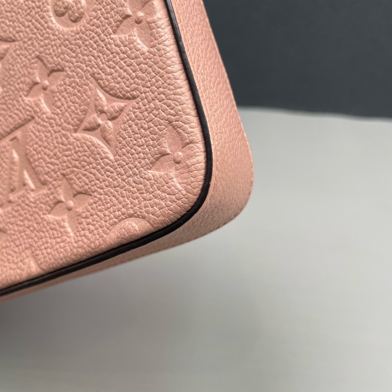 LV路易威登 粉色全皮壓花三合一鏈條包-24