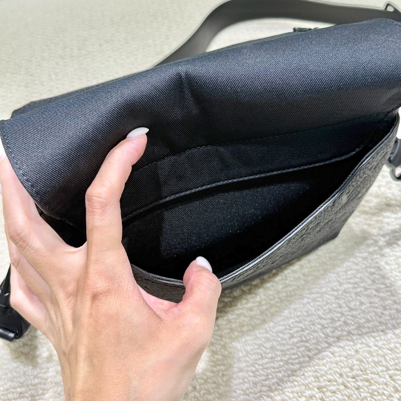 Louis Vuitton -黑色牛皮壓紋STEAMER郵差包-3