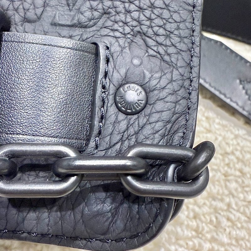 Louis Vuitton -黑色牛皮壓紋STEAMER郵差包-19