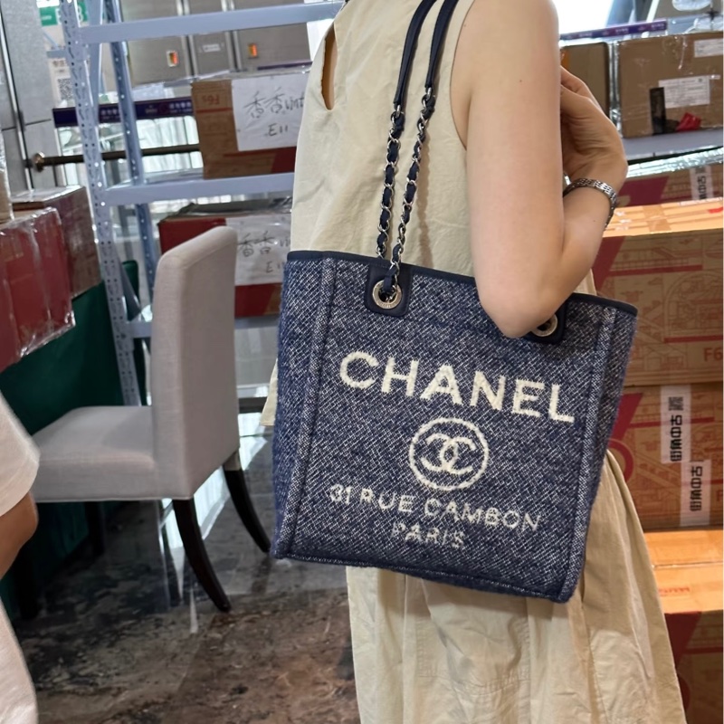 Chanel 丹寧牛仔小號沙灘包-1
