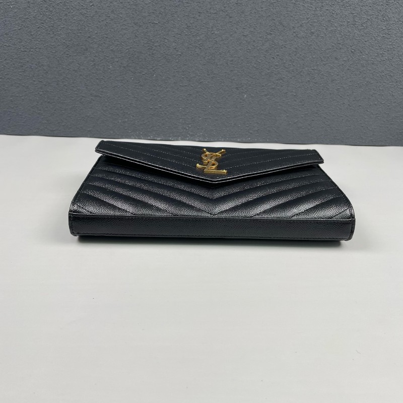 YSL 黑金魚子醬牛皮信封鏈條包-4