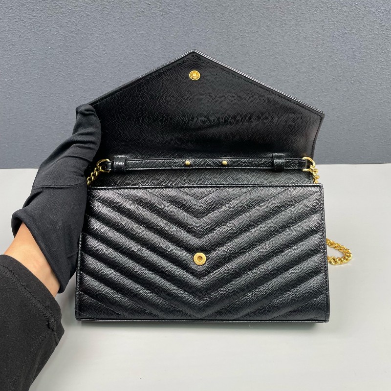 YSL 黑金魚子醬牛皮信封鏈條包-5